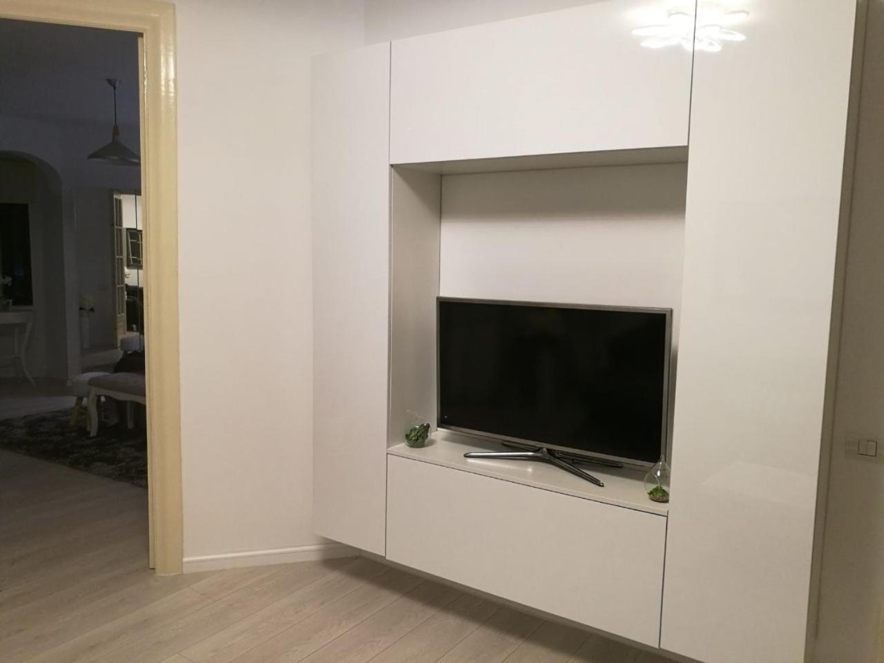 Metropole Apartments Invilla Old City ブカレスト エクステリア 写真